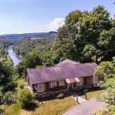 Pisgah Heights