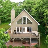 Sky High Chalet Blowing Rock Home With hot Tub, Pool Table, Bunk Room,