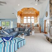 Walk to the Beach! 5BR Outer Banks Home