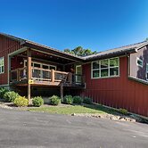 Group-friendly Kingsport Home w/ Game Room, Decks!
