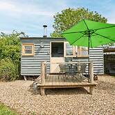 Host Stay Shepherds View