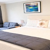 Stylish Tawa Retreat