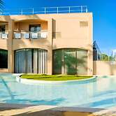 Retreat With Heated Pool
