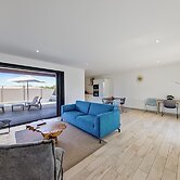 Lecci Retreat Near Cala Rossa Beach