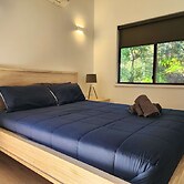 718 Cooloola Villa Kingfisher Bay K Gari Fraser Island