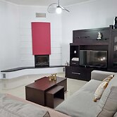 Aithra -a Modern Jewel in a Landscape of Antiquity