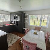 Apartment Sleeps 6 With Wifi