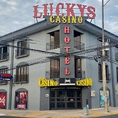 Lucky's Hotel y Casino