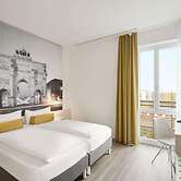 Super 8 by Wyndham Munich City West
