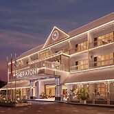 Sheraton Samoa Aggie Grey's Hotel & Bungalows