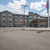 Cobblestone Inn & Suites - St Marys