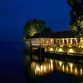 EKHO Lake House Polonnaruwa