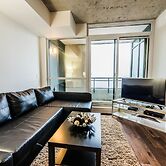 Gladstone Suites - Toronto Central