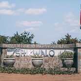 Tshikwalo Game Lodge