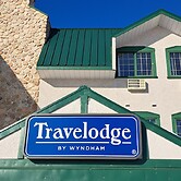 Travelodge by Wyndham Lacombe
