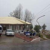 Chinar Family Resort