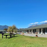 Heritage Park Lodge
