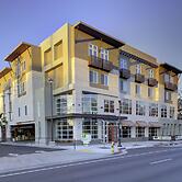 Holiday Inn Windsor Wine Country by IHG