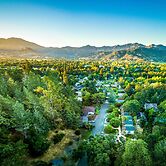 Aurora Park Cottages