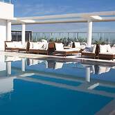 Dazzler by Wyndham Asuncion