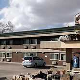 Buffalo Bill's Antlers Inn