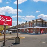 Red Roof Inn & Suites Swansea