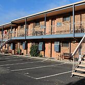 Bridgeview Motel