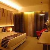 Grand Laguna Hotel & Villa