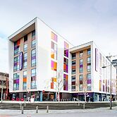 Premier Inn Portsmouth City Centre