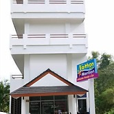 Naithon Beach Mansion