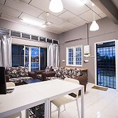 Kemaman Lodge & Cafe - Hostel