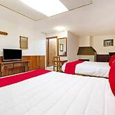 OYO Hotel Las Nubes,Mercado de Dulces y Artesanías Ámbar