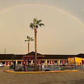 Los Fresnos Inn and Suites