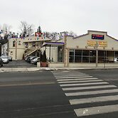 Waterbury Motel