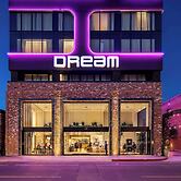 Dream Hollywood, by Hyatt
