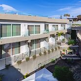 Zeus Residence Hotel