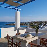 Cleopatra Seaside Homes Paros