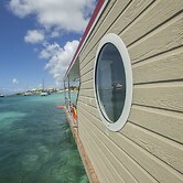 Aqua Lodge Les Saintes