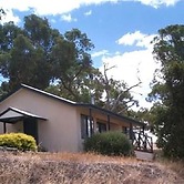 Riesling Country Cottages