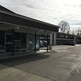 University Lodge Motel