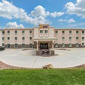 Comfort Inn & Suites Near Mt. Rushmore