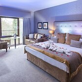 Parklands Hotel & Country Club