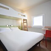 ibis budget Pontault Combault RN4 Marne la Vallée