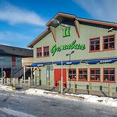 Grønnbuene Rorbu Hotel