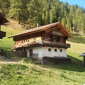 Ferienwohnungen am Berg - Almhütte Alfen