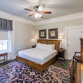 Chipman Hill Suites on Union