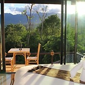 Chang Pai Hill - Adults Only