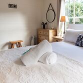 ARCADIA - The Barn Cottage & Rosehill Cottage