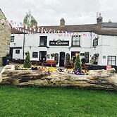 Fox & Hounds Inn