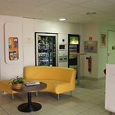 First Inn Hotel
